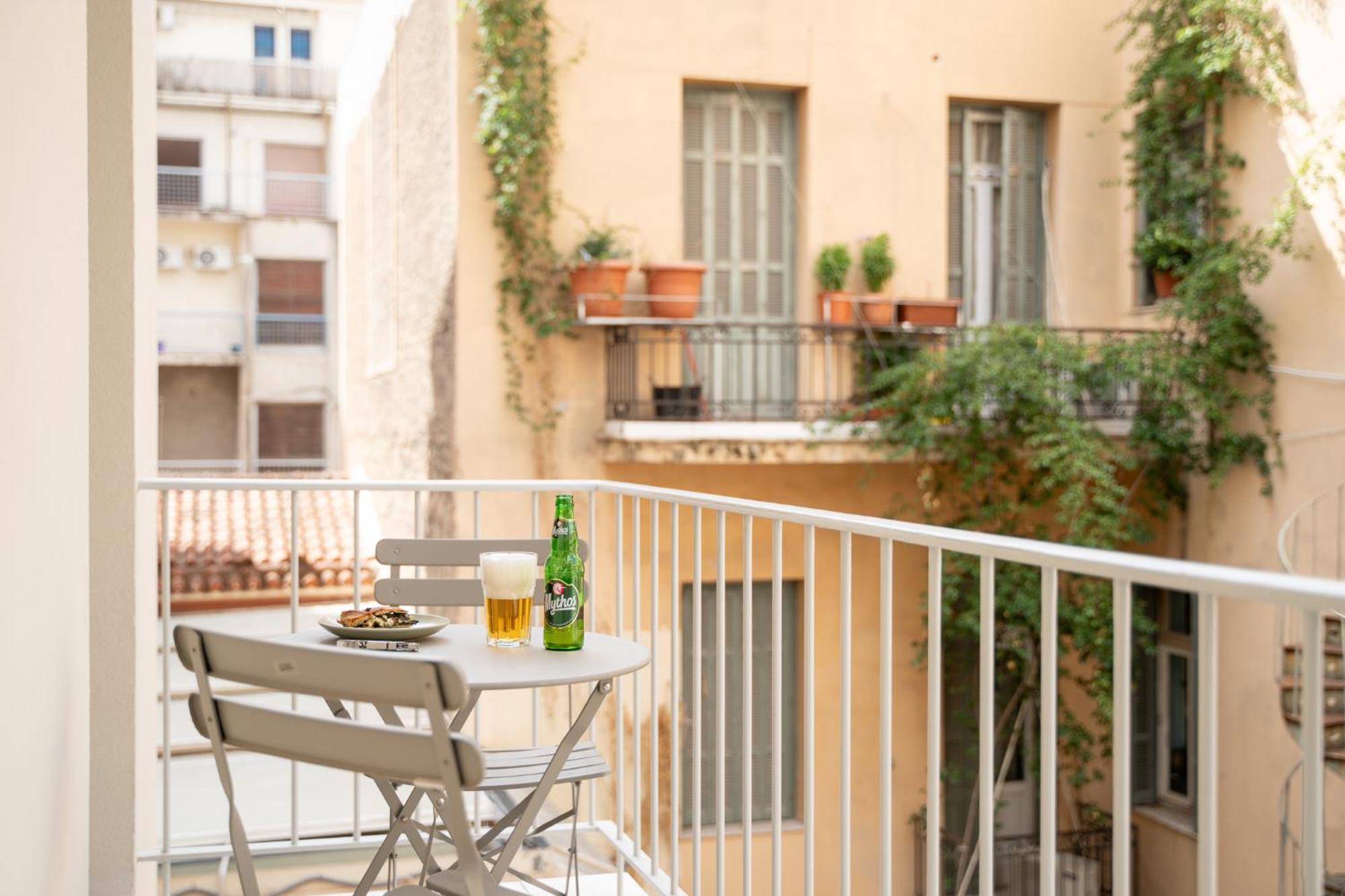 Mooeve Exarchia Atenas Exterior foto