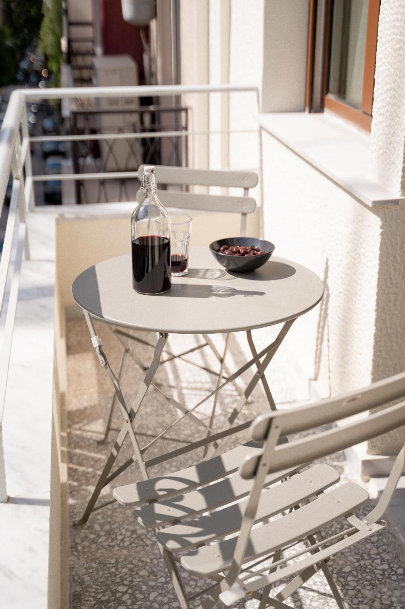 Mooeve Exarchia Atenas Exterior foto