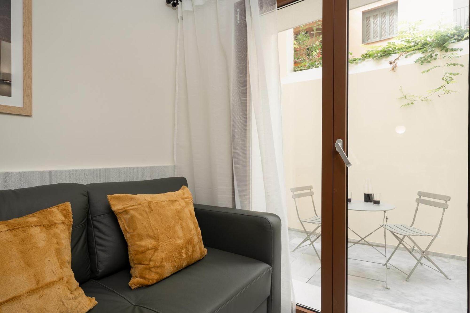 Mooeve Exarchia Atenas Exterior foto