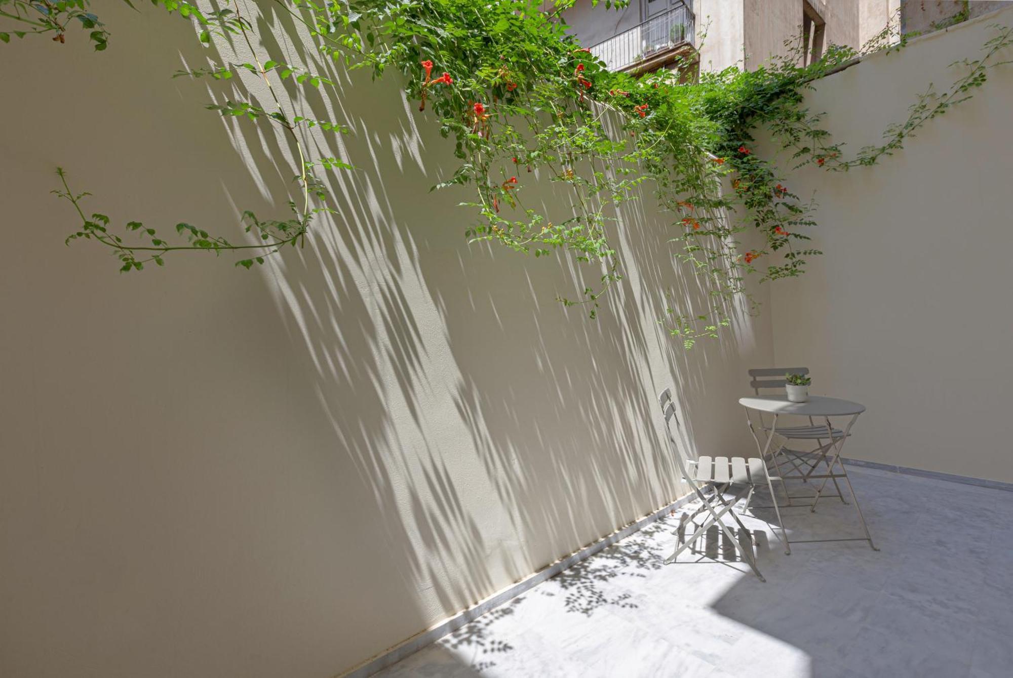 Mooeve Exarchia Atenas Exterior foto